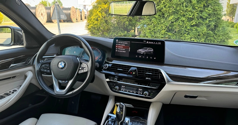 BMW Seria 5 cena 188999 przebieg: 119000, rok produkcji 2020 z Tarnobrzeg małe 781